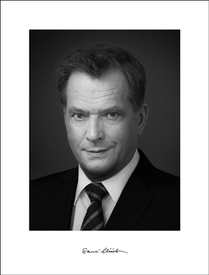 Sauli Niinistö (Kehystetty)